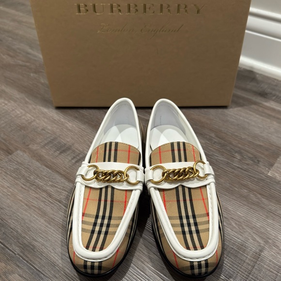 Burberry Moorley Logo Archive Check Loafers Off White - Picture 3 of 15